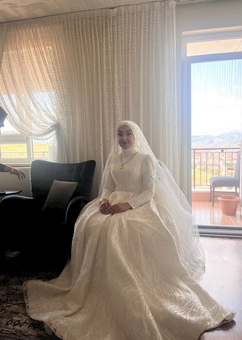 Diğer Uzun Kol Detaylı Beyaz A Kesim Gelinlik