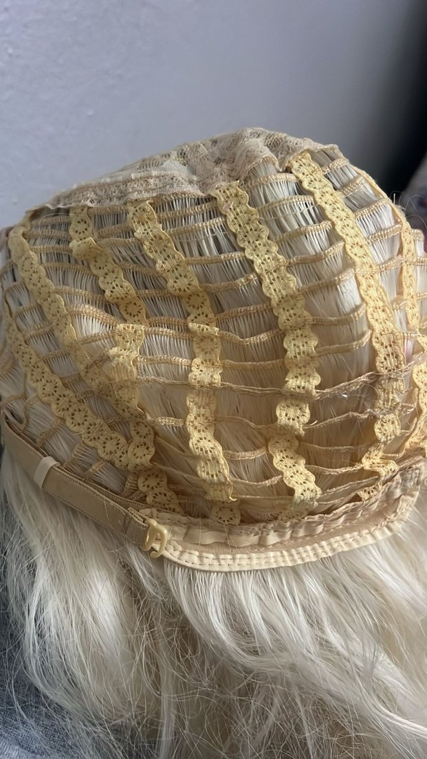 Sarı bayan peruk - Görsel 3