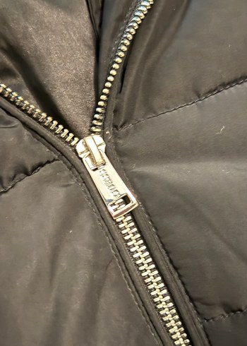 Kürk Detaylı Siyah Kadın Kışlık Mont - Görsel 3