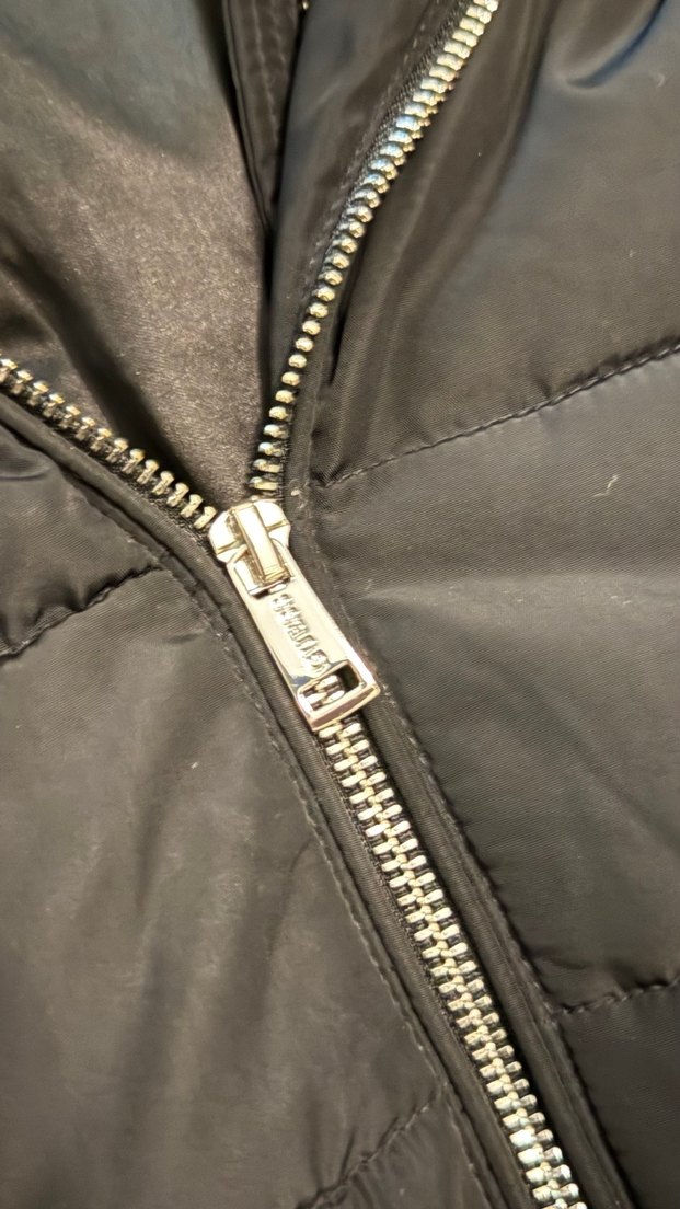 Kürk Detaylı Siyah Kadın Kışlık Mont - Görsel 3