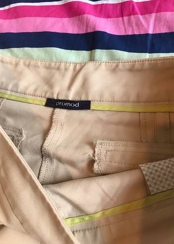 38 Beden ten rengi Renk Bej Kadın Pilili Kumaş Pantolon