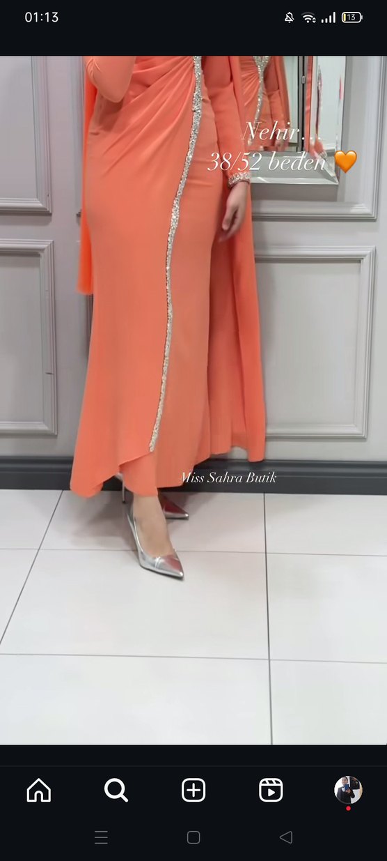 Turuncu İşlemeli Uzun Abiye Elbise - Görsel 3