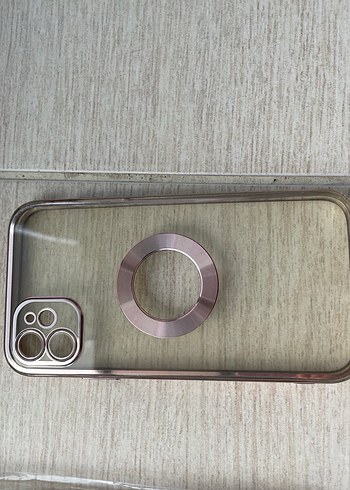Bej Ip11 Şeffaf Telefon Kılıfı