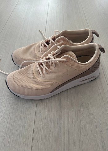 Nike spor ayakkabı