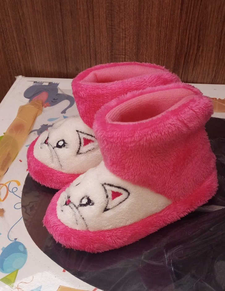 Kız Çocuk Pembe Nakışlı Ev Terliği - Görsel 3