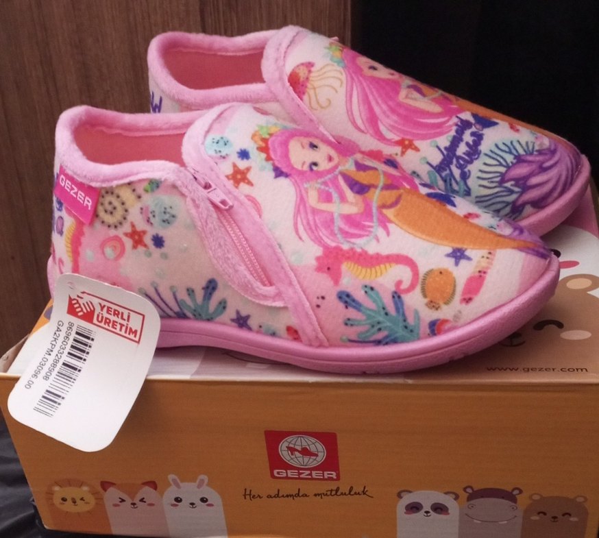 Kız Çocukları için Renkli Denizkızı Desenli Sıcak Terlik - Görsel 2