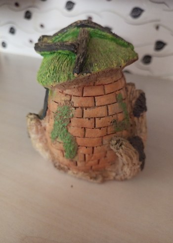 Yeşil Çatılı Dekoratif Minyatür Ev Figürü - Görsel 4