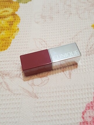 Clinique ruj love pop