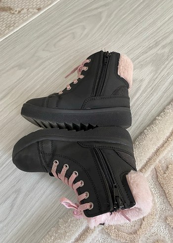 Kinetix Pembe Kürklü Nakışlı Kız Botu - Görsel 3