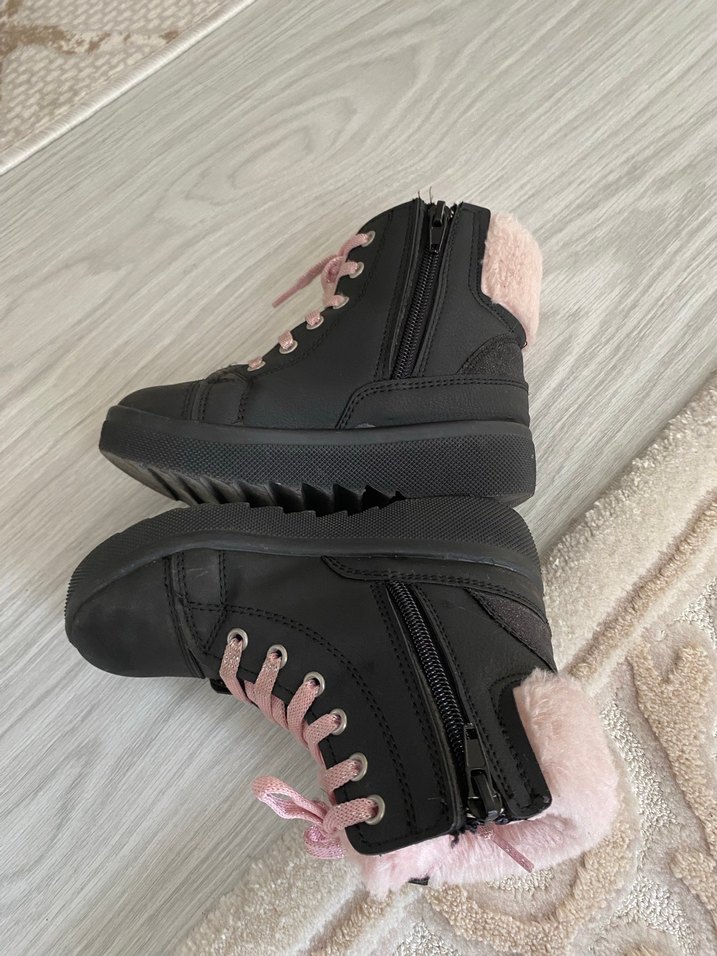 Kinetix Pembe Kürklü Nakışlı Kız Botu - Görsel 3