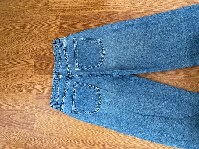 34 Beden mavi Renk Jean pantolon