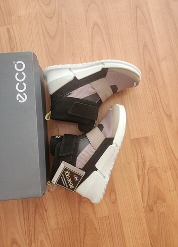 31 Beden Original ecco 31 numara