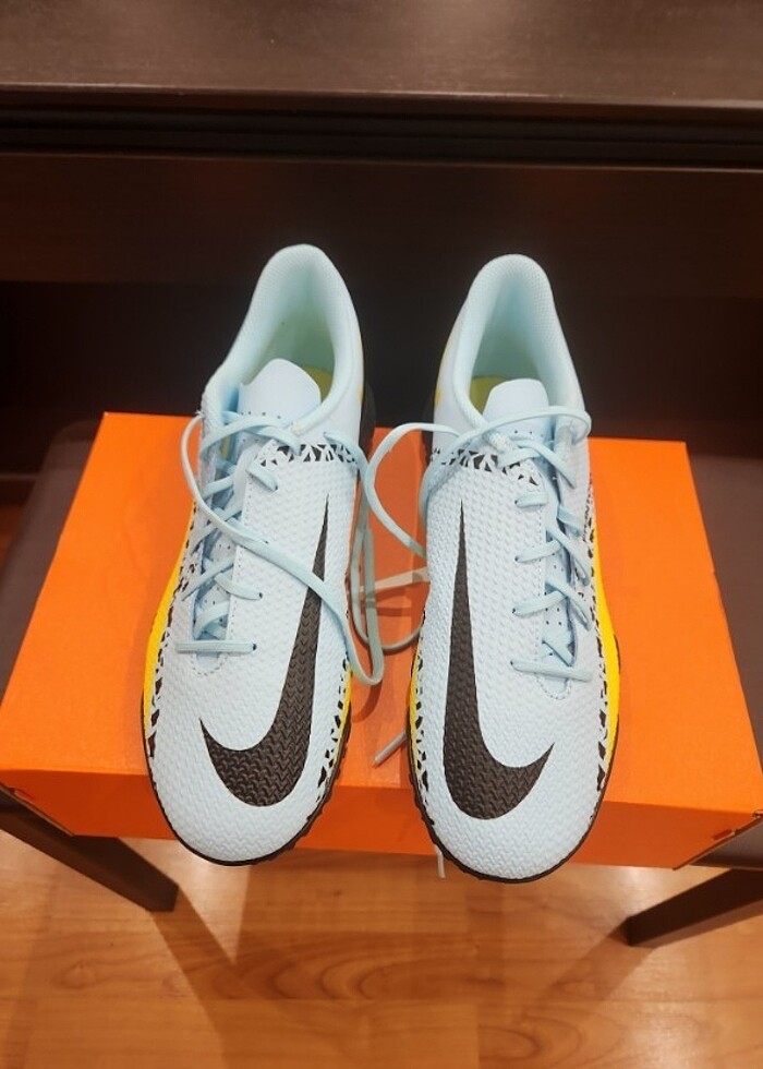 Original Nike hali saha ayakkabisi - Görsel 3