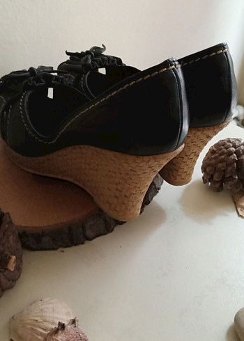 Siyah Dolgu Topuklu Kadın Hakiki Deri Ayakkabı - Görsel 3