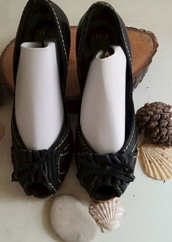 Siyah Dolgu Topuklu Kadın Hakiki Deri Ayakkabı - Görsel 2