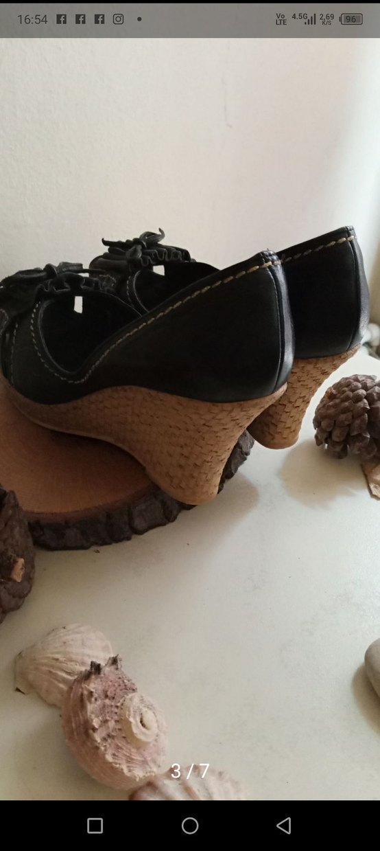 Siyah Dolgu Topuklu Kadın Hakiki Deri Ayakkabı - Görsel 3