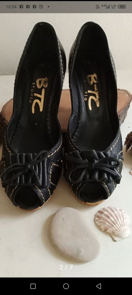 Siyah Dolgu Topuklu Kadın Hakiki Deri Ayakkabı - Görsel 4