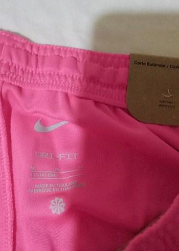 Nike DRI-FIT Orjinal Sıfır etiketli Kids Pembe Baskılı Şort - Görsel 4