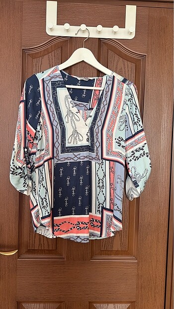 Stradivarius desenli bluz