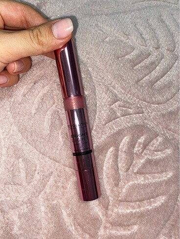Revolution highlighter