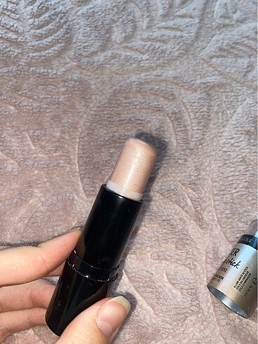 Maybelline Maybelline Master Strobing Stick Aydınlatıcı