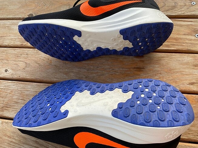 45 Beden siyah Renk Nike Sneaker 46 Numara
