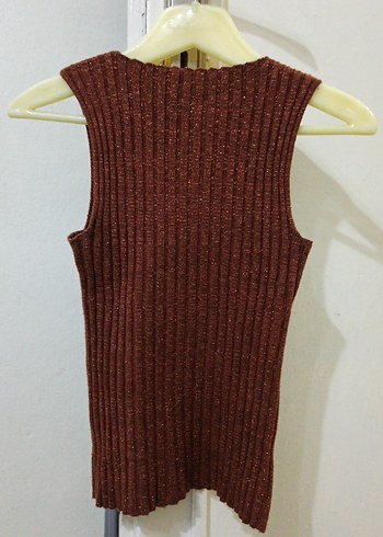 Kahverengi Parlak Balıkçı Yaka Örgü Kolsuz Kazak - Görsel 3