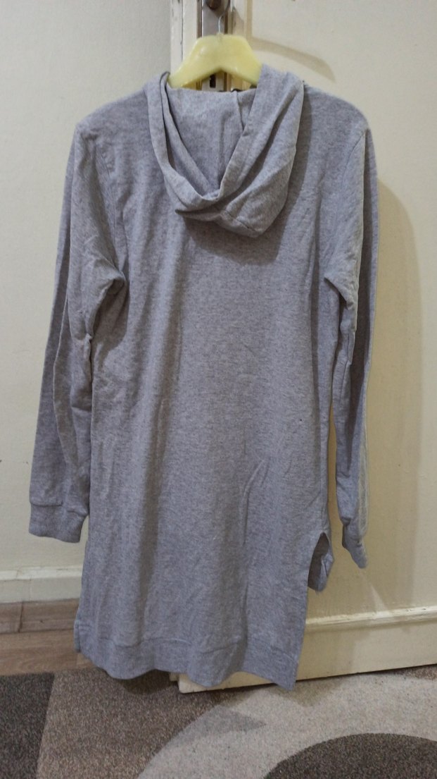 Gri Kapüşonlu Uzun Kollu Kadın Sweatshirt - Görsel 3