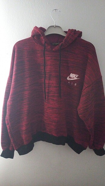 Bordo renk arkası baskılı kapşonlu sweatshirt