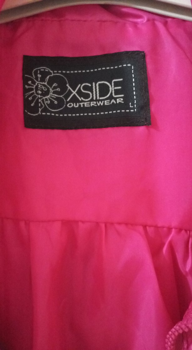 Düğmeli Parlak Pembe Midi Yağmurluk L beden - Görsel 3