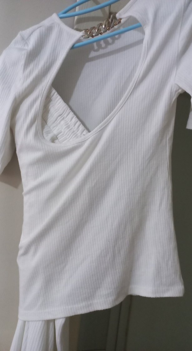 Beyaz Yarım Kollu arkası acik zincirli bayan eşofman Takimi - Görsel 2