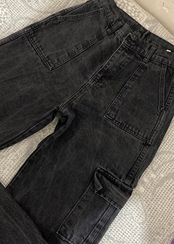 Siyah Kemerli Geniş Kesim Kadın Kot Pantolon - Görsel 2