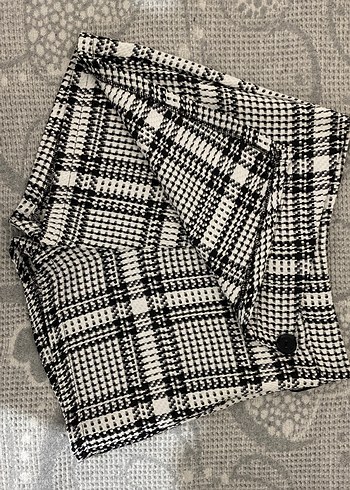 Düğmeli Kareli Mini Etek - Görsel 2