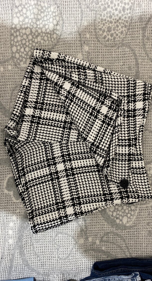 Düğmeli Kareli Mini Etek - Görsel 2