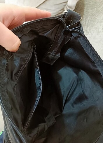 Diğer Hiç Kullanılmamış Hakiki Deri Siyah Omuz Çanta Satılıktir