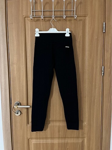 Stradivarius Siyah Tayt Pantolon