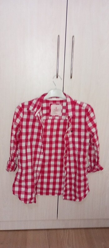 PEMBE KARELİ GÖMLEK