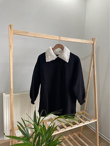Peluş Yaka Sweatshirt