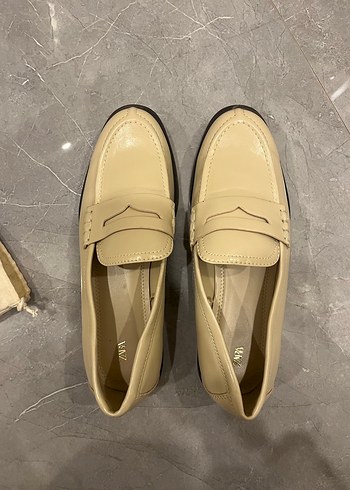 Bej Kadın Loafer Blok Topuklu Ayakkabı