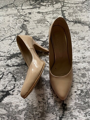 Diğer Stiletto