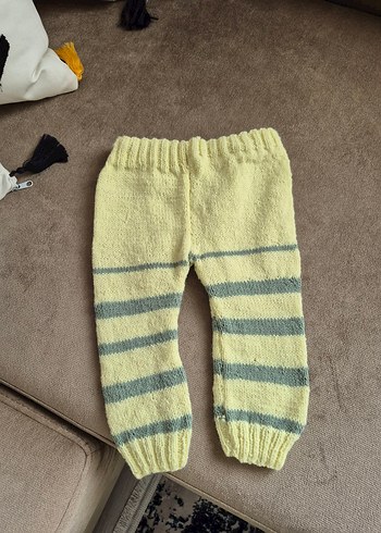 Nakışlı Beyaz Bebek Önlüğü - Görsel 2