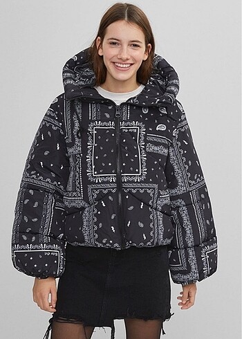 xs Beden BERSHKA MONT