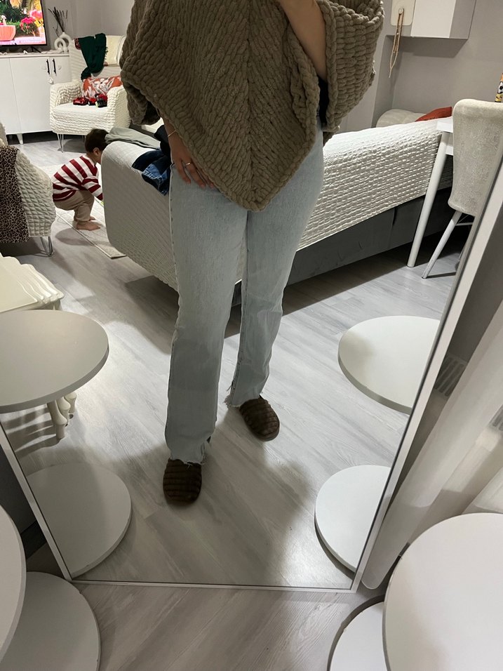 Yırtmaçlı pantolon - Görsel 2