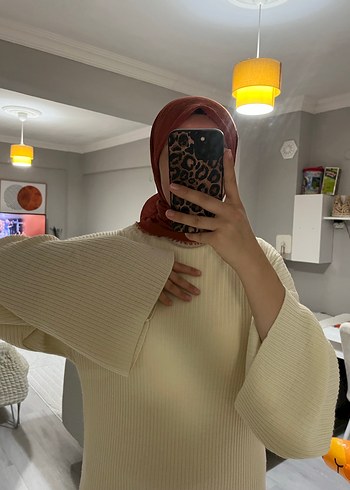 Beyaz Uzun Kollu Rahat Kesim Elbise - Görsel 3