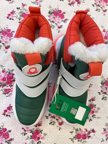 33 Beden Benetton Bot