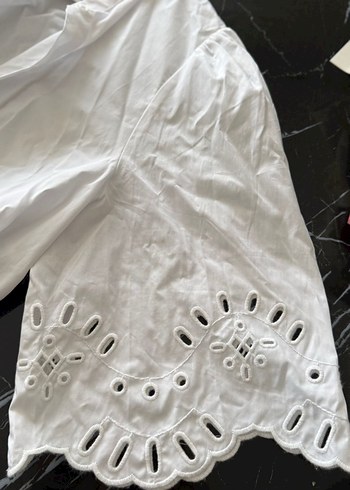 H&M Nakışlı Fırfırlı Keten Bluz - Görsel 3