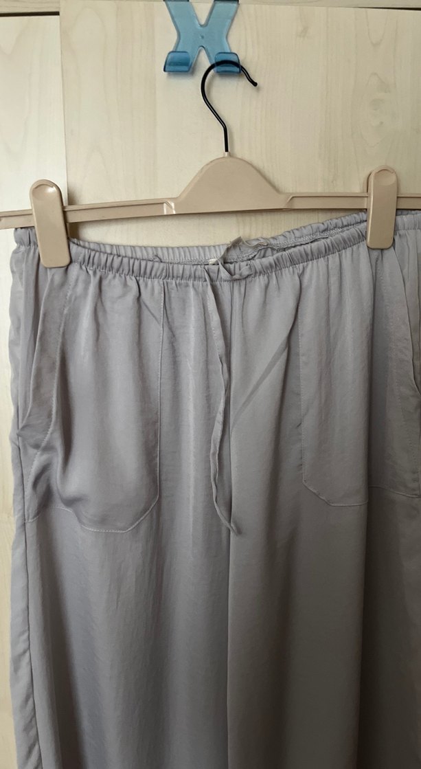 Gri Bol Kesim Uzun  Kadın Pantolon - Görsel 2