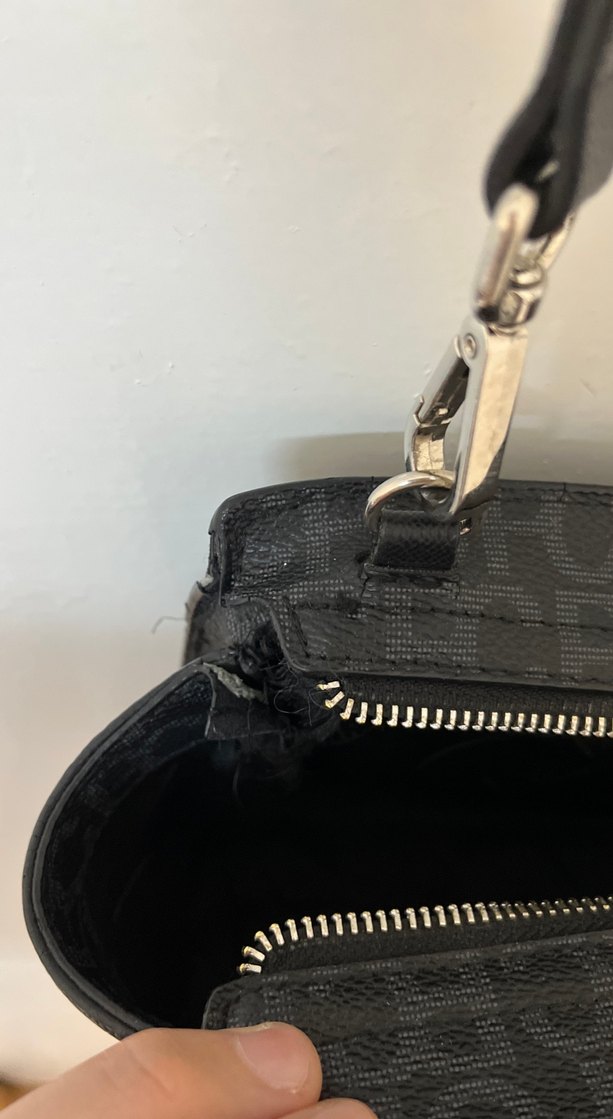 Siyah Deri Baskılı Fermuarlı Kadın Çanta - Görsel 4