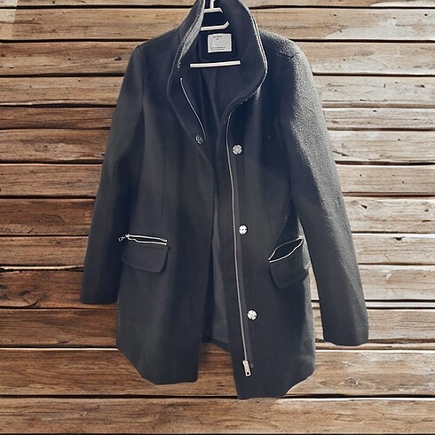 BERSHKA siyah mont
