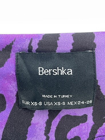 xs Beden çeşitli Renk Bershka Hırka %70 İndirimli.